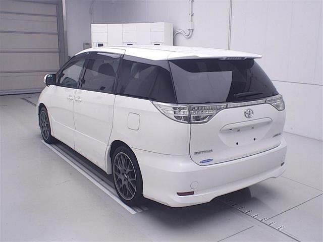 Toyota ESTIMA 2012 7354068-1