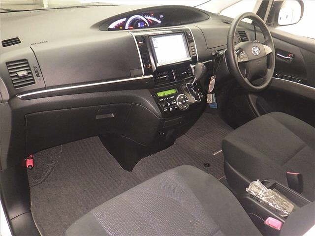 Toyota ESTIMA 2012 7354068-4