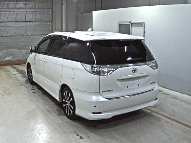 Toyota ESTIMA 2012 7354081-1