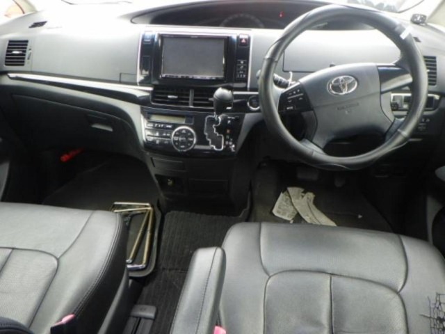 Toyota ESTIMA 2012 7354081-3