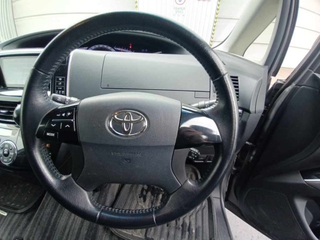 Toyota ESTIMA 2013 7354136-9