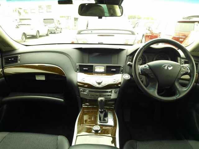 Nissan FUGA 2017 7356012-8