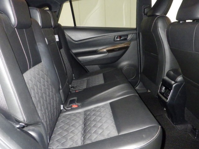 Toyota HARRIER 2016 7354535-8