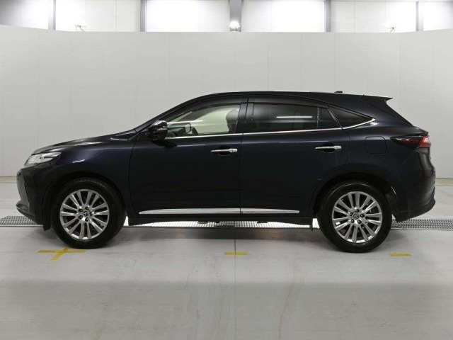 Toyota HARRIER 2017 7354564-4