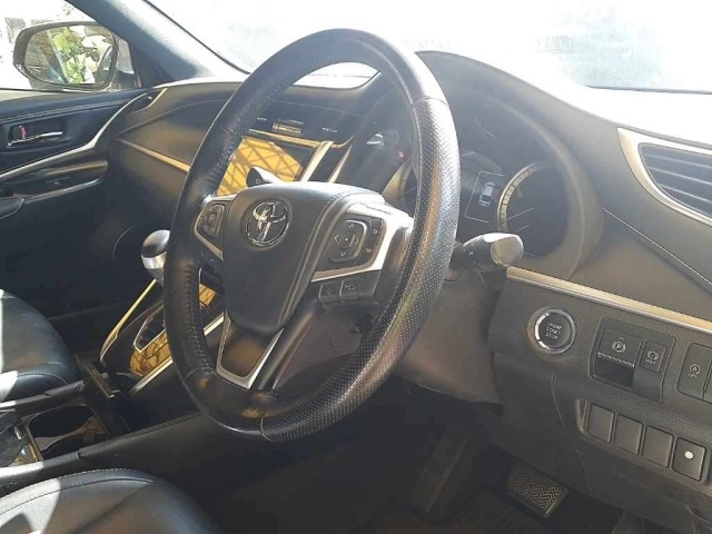 Toyota HARRIER 2018 7354581-7