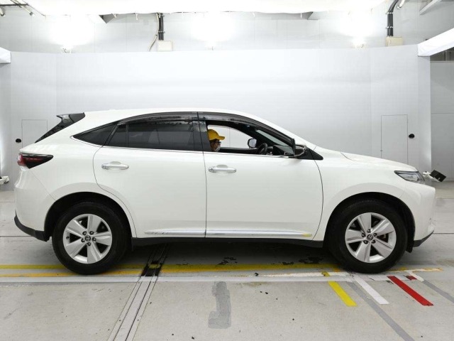 Toyota HARRIER 2017 7354651-3