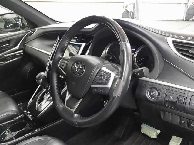 Toyota HARRIER 2017 7354718-9