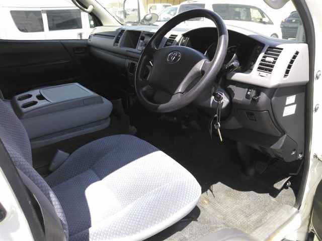 Toyota HIACE COMMUTER 2009 7351147-3