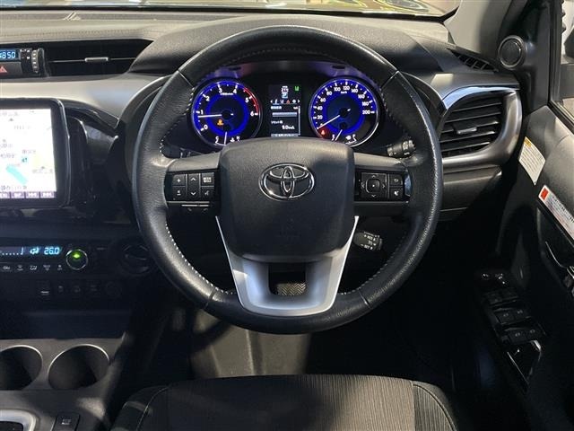 Toyota HILUX 2018 7343984-5