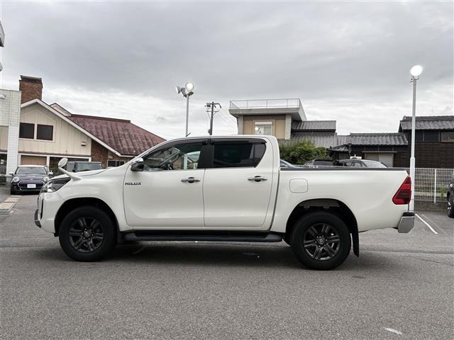Toyota HILUX 2020 7343997-7