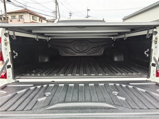 Toyota HILUX 2022 7343998-5