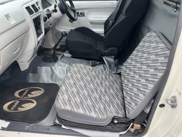 Toyota HILUX 2001 7344043-9
