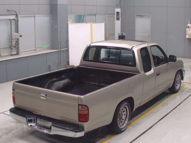 Toyota HILUX 2003 7344063-1