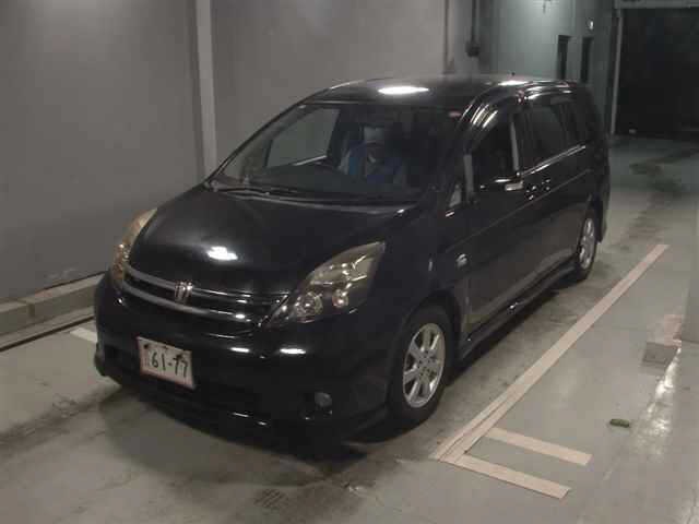 Toyota ISIS 2010 7347186-4