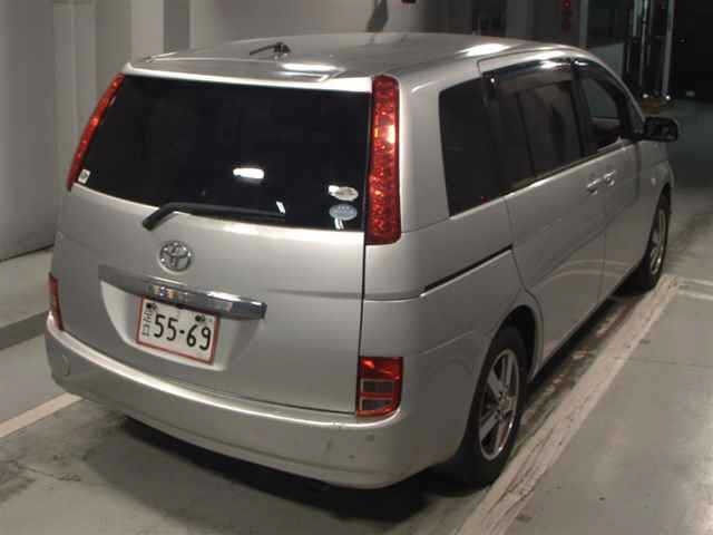 Toyota ISIS 2005 7347187-5