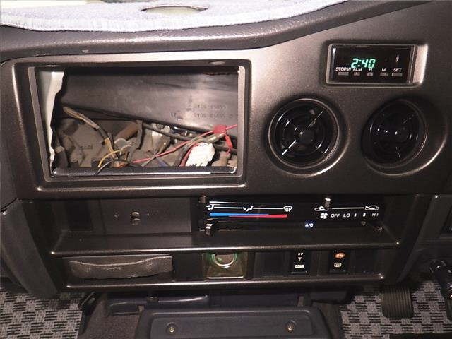 Toyota Land Cruiser FJ 1988 7345759-6