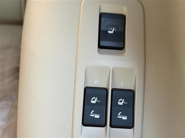 Toyota LAND CRUISER PRADO 2022 7353339-4