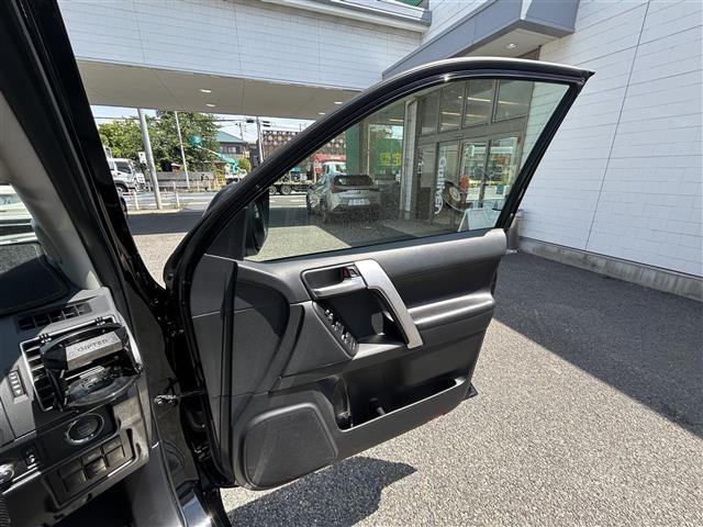 Toyota LAND CRUISER PRADO 2023 7353353-2