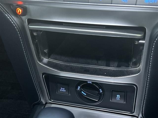 Toyota LAND CRUISER PRADO 2023 7353369-3
