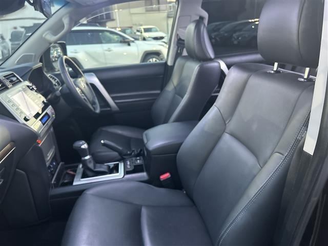 Toyota LAND CRUISER PRADO 2023 7353369-7