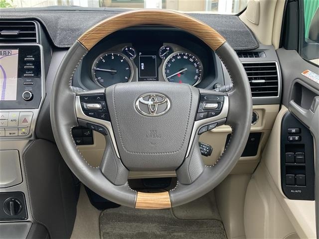 Toyota LAND CRUISER PRADO 2022 7353370-19