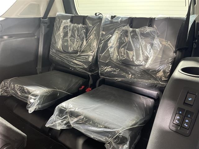 Toyota LAND CRUISER PRADO 2023 7353405-2