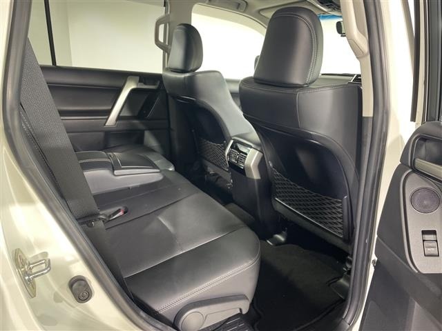 Toyota LAND CRUISER PRADO 2023 7353405-8