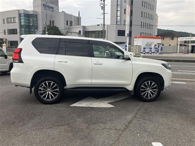 Toyota LAND CRUISER PRADO 2018 7353423-6