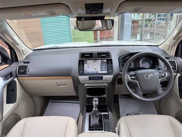 Toyota LAND CRUISER PRADO 2023 7353469-14