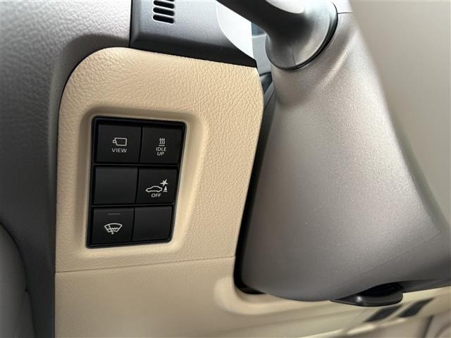 Toyota LAND CRUISER PRADO 2023 7353469-4
