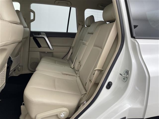 Toyota LAND CRUISER PRADO 2023 7353471-6