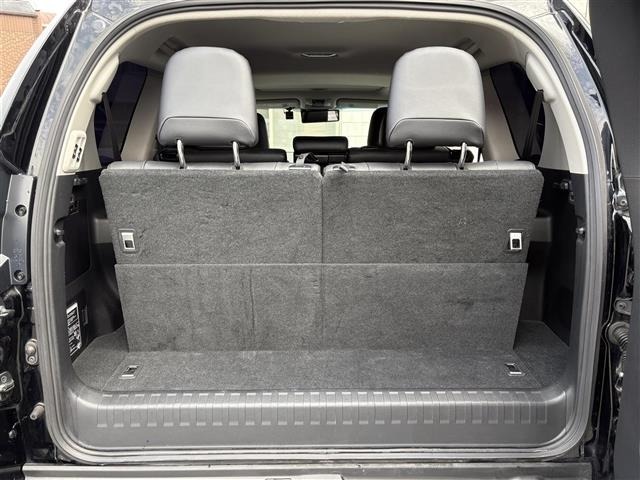 Toyota LAND CRUISER PRADO 2018 7353522-12