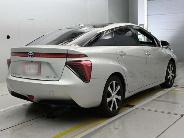 Toyota Mirai 2017 7361281-1