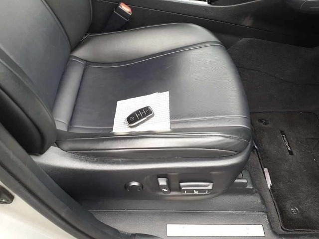 Toyota Mirai 2017 7361281-10