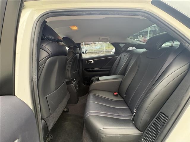 Toyota Mirai 2017 7361294-10