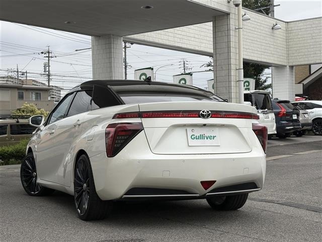 Toyota Mirai 2017 7361294-13