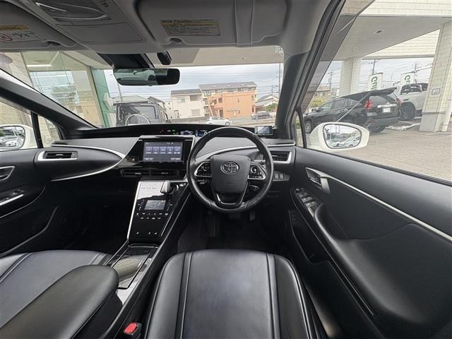 Toyota Mirai 2017 7361294-20