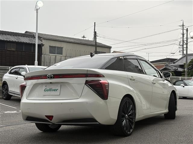 Toyota Mirai 2017 7361294-3