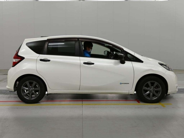 Nissan NOTE 2018 7355352-3