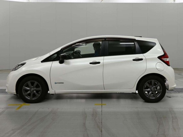 Nissan NOTE 2018 7355352-4