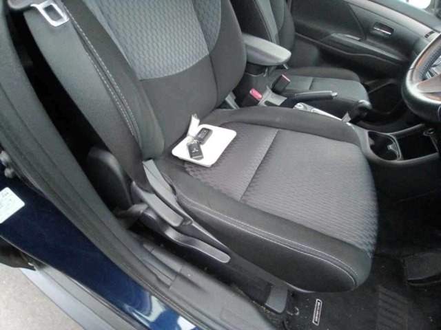 Mitsubishi OUTLANDER 2014 7361607-10