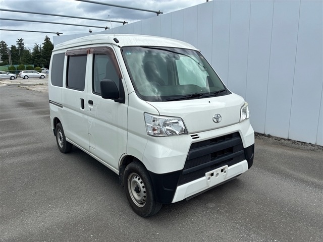 Toyota PIXIS VAN 2018 7354413-0
