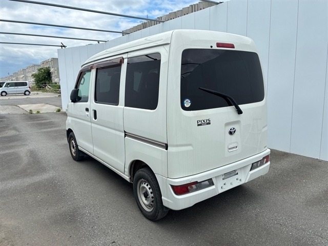 Toyota PIXIS VAN 2018 7354413-1