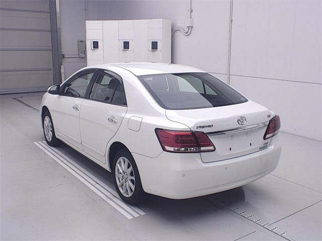 Toyota PREMIO 2019 7347377-1