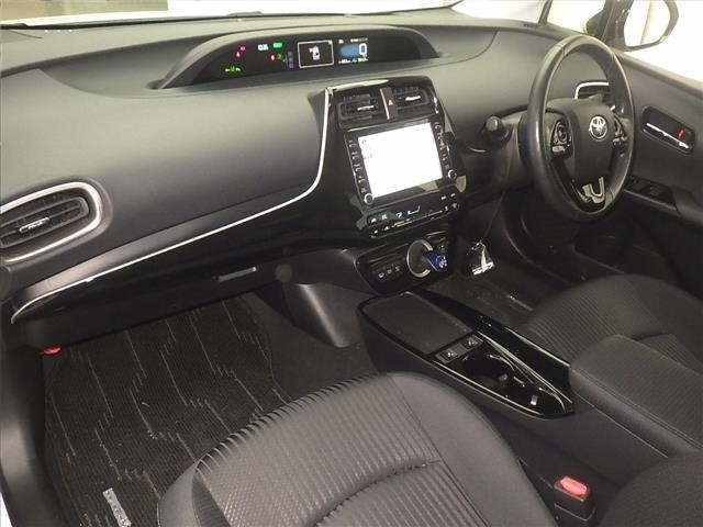 Toyota PRIUS PHV 2022 7354350-4