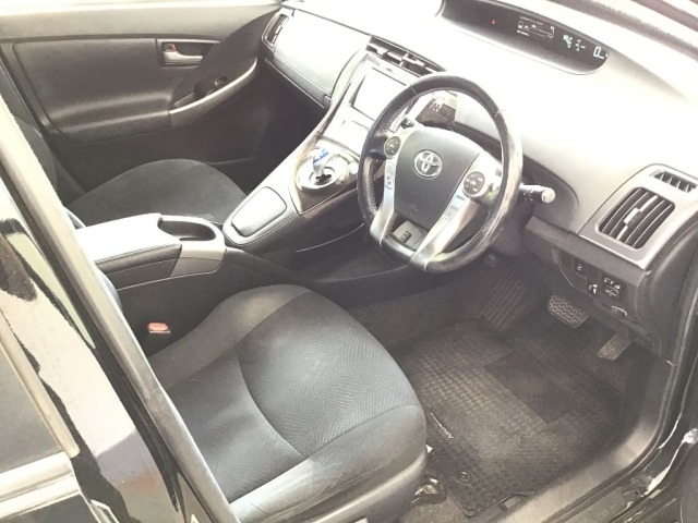 Toyota PRIUS PHV 2014 7354372-5