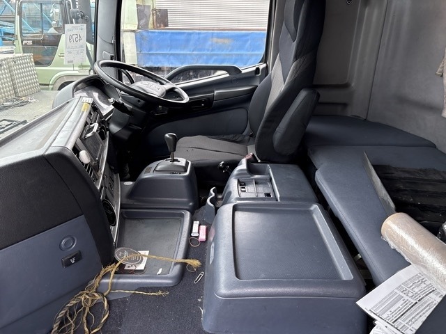 Hino PROFIA 2005 7353182-5