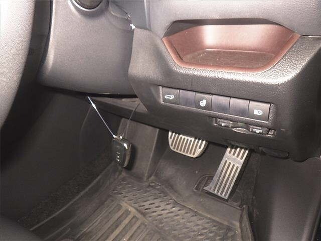 Toyota RAV4 2021 7356398-8