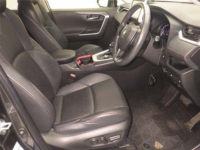 Toyota RAV4 2021 7356401-5