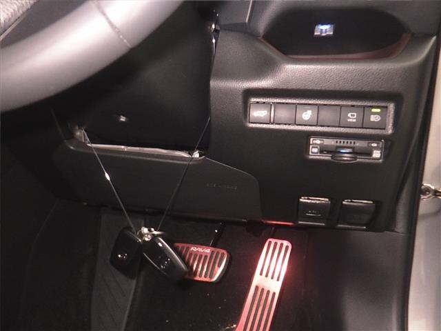 Toyota RAV4 2021 7356416-8